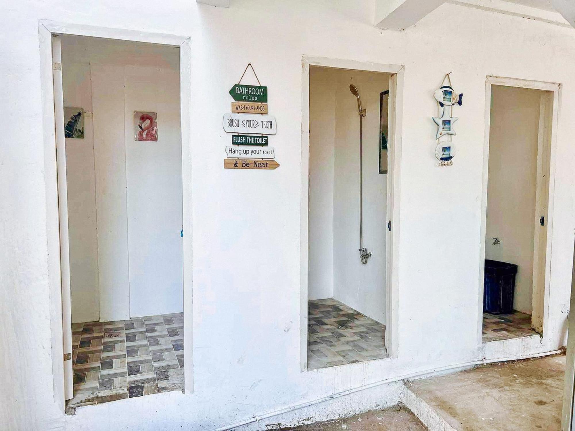 The Lavana Villa Del Matabungkay By Reddoorz Lian Ngoại thất bức ảnh