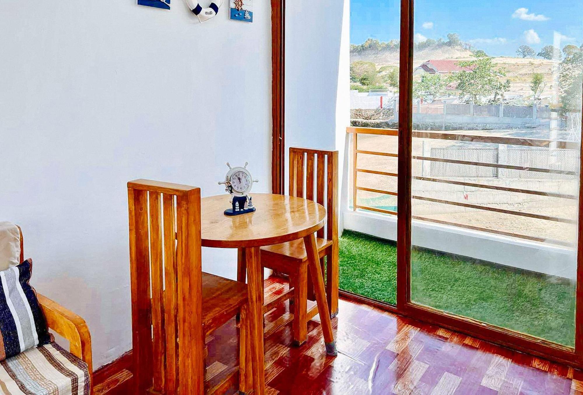 The Lavana Villa Del Matabungkay By Reddoorz Lian Ngoại thất bức ảnh